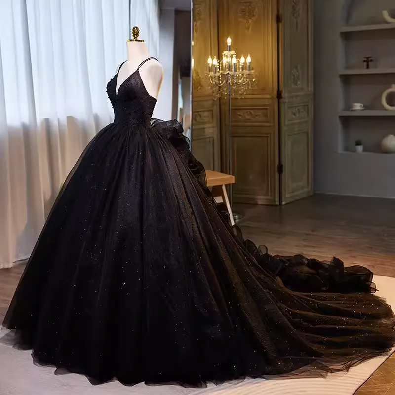 Vintage Ball Gown Straps Tulle Black Sweet 16 Dresses B122